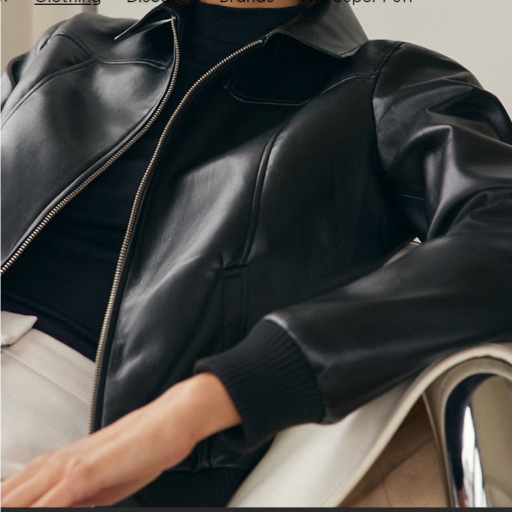 ARITZIA Babaton Arc Bomber, Size M NWOT